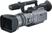Видеокамеру SONY 2100E